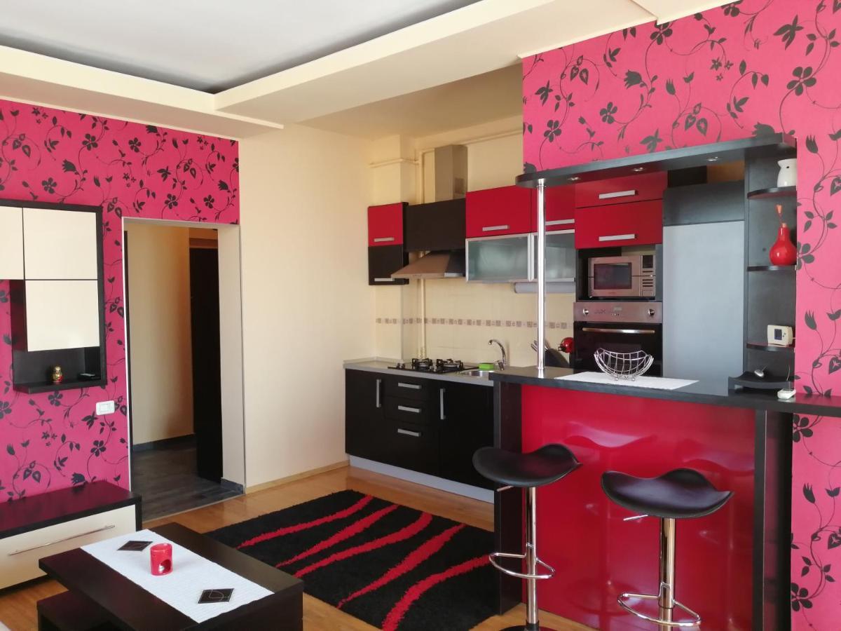 Mamaia Nord Apartament นาโวดาริ ภายนอก รูปภาพ