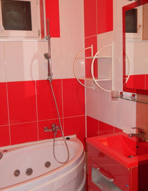 Mamaia Nord Apartament นาโวดาริ ห้อง รูปภาพ